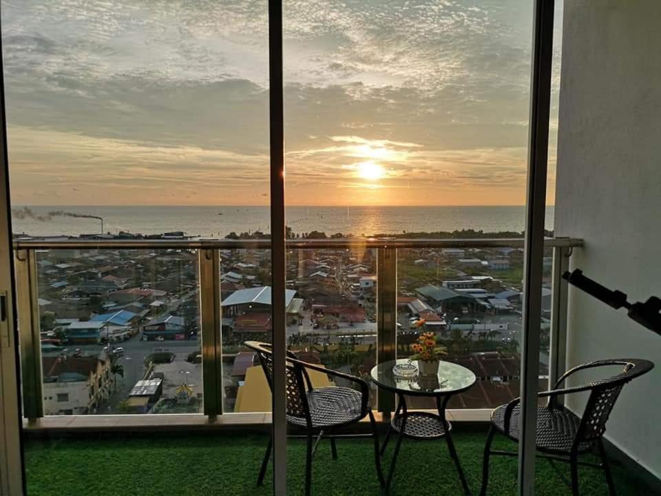 Sekinchan Seaview Homestay 7 High View Екстер'єр фото
